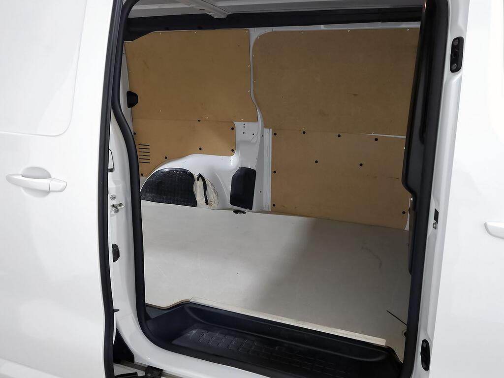 Peugeot Expert FG 1.5 BLUEHDI 120 STANDARD 4P 9