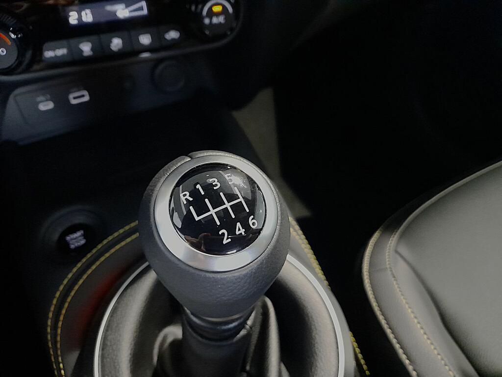Nissan Juke DIG-T 84 kW (114 CV) 6M/T Ikon Edition 17