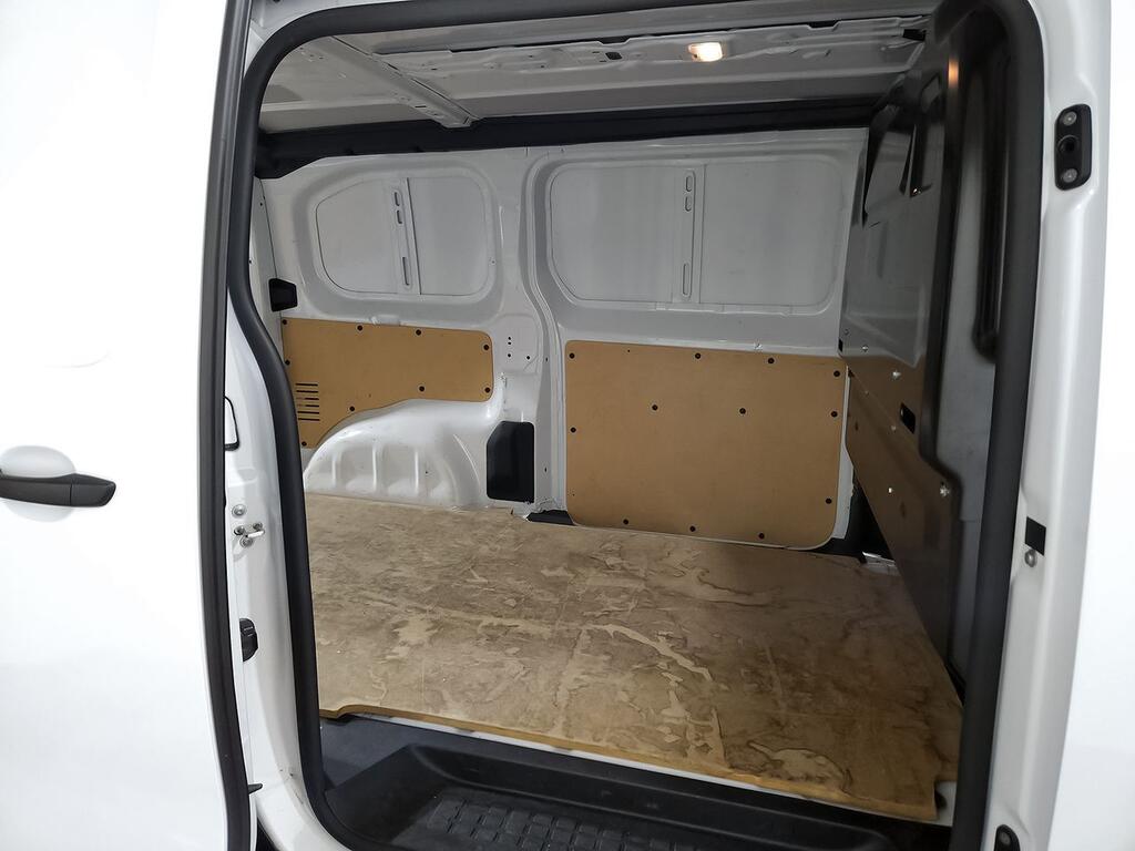 Peugeot Expert FG 1.5 BLUEHDI 120 STANDARD 4P 10