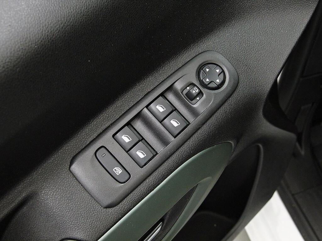 Citroën Berlingo Talla M BlueHDi 100 S&S SHINE 15