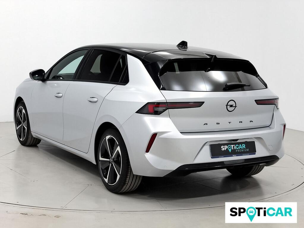 Opel Astra 1.2T XHT 96kW (130CV) GS 2