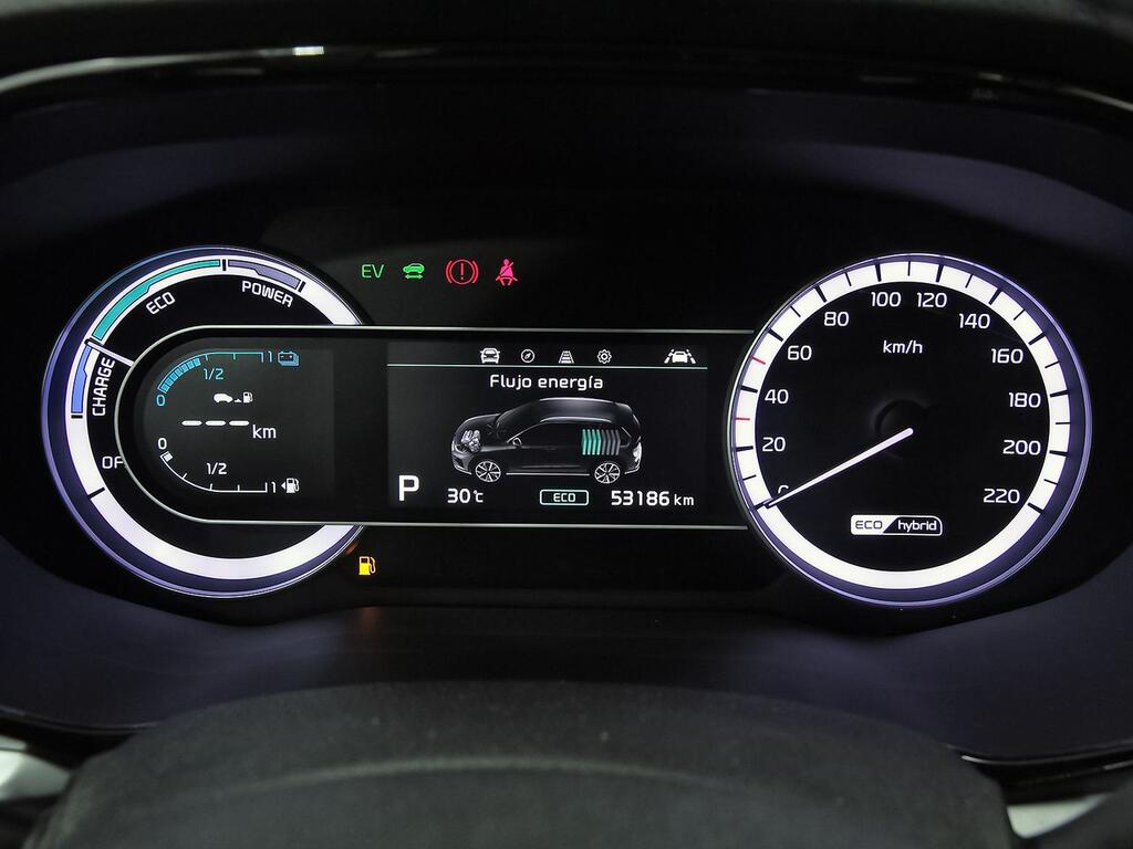Kia Niro 1.6 GDi HEV 104kW (141CV) Drive 14