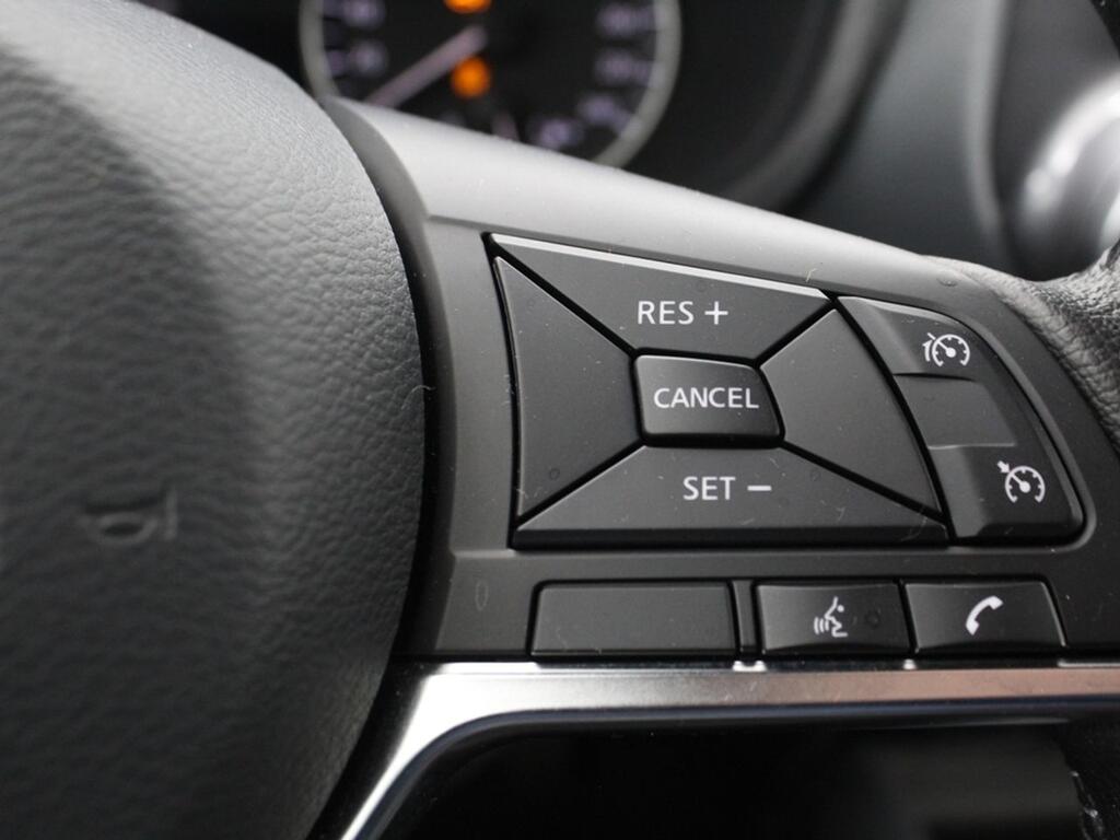 Nissan Juke DIG-T 86 kW (117 CV) 6 M/T N-CONNECTA 16