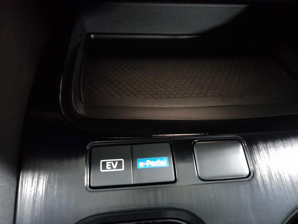 Nissan X-Trail 5pl 1.5 e-POWER 152kW 4x2 A/T Acenta 21