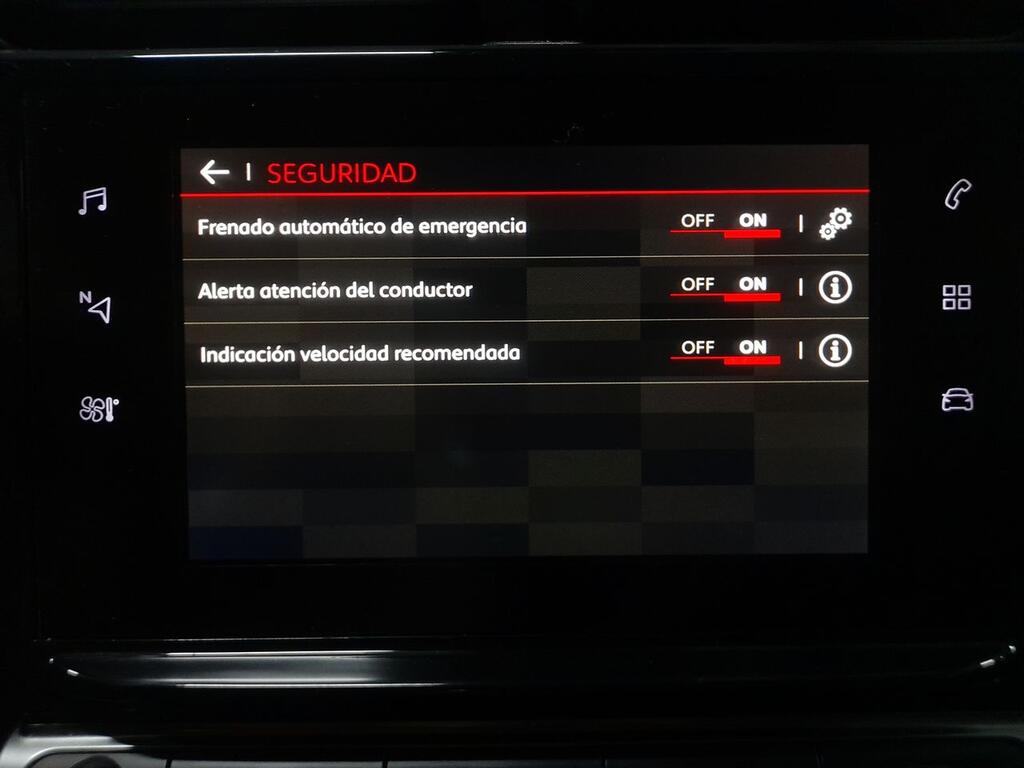 Citroën C3 Aircross BlueHDi 88kW (120CV) S&S SHINE 13