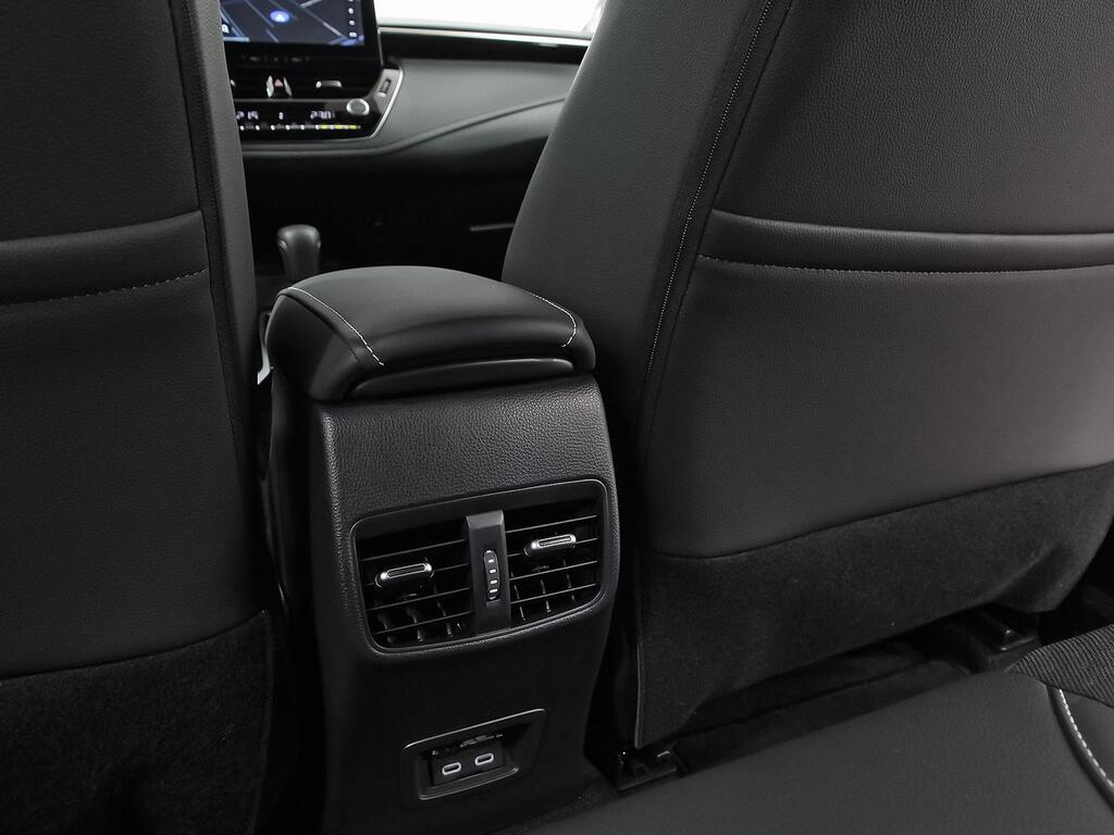 Toyota Corolla 140H Style Edition 34