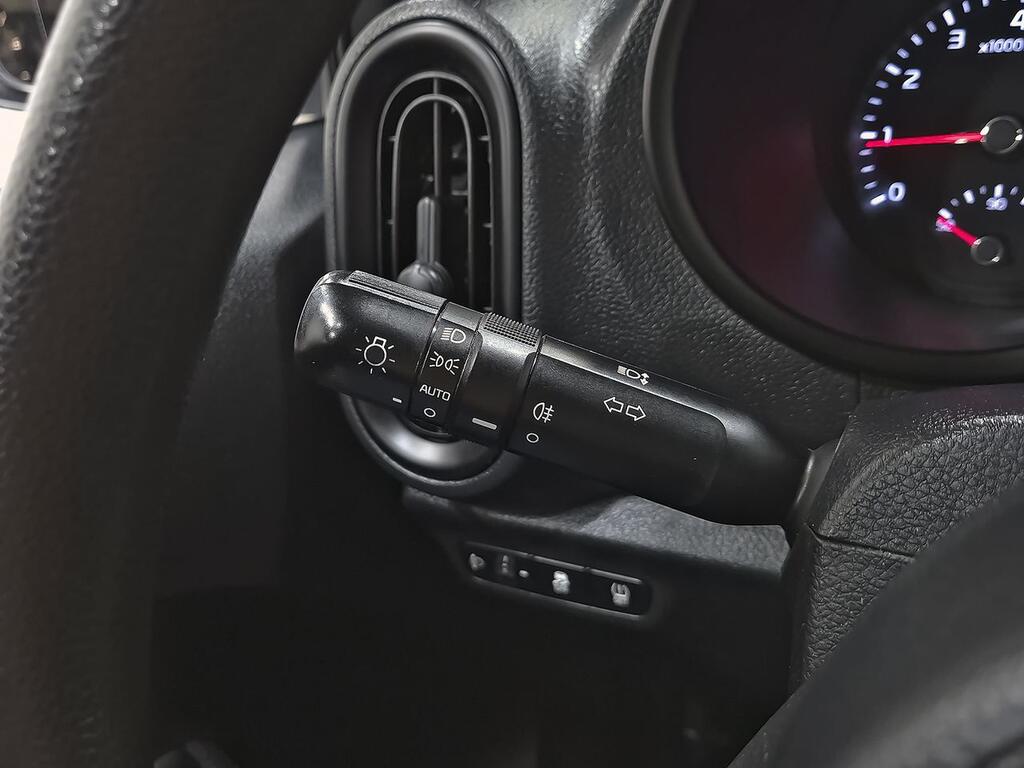 Kia Picanto 1.0 DPi 49kW (67CV) Concept 14