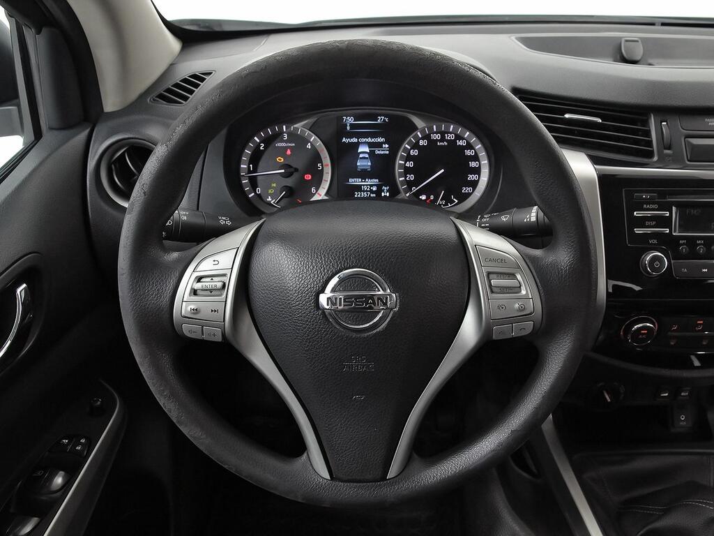 Nissan Navara 2.3 DCI 190 ACENTA DC 4WD 4P 19