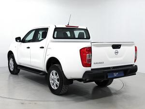 Nissan Navara 2.3 DCI 190 ACENTA DC 4WD 4P Nissan Navara 2.3 DCI 190 ACENTA DC 4WD 4P