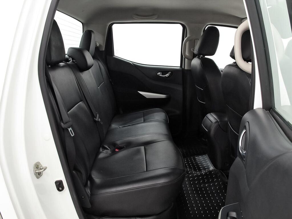 Nissan Navara 2.3 DCI 190 ACENTA DC 4WD 4P 8
