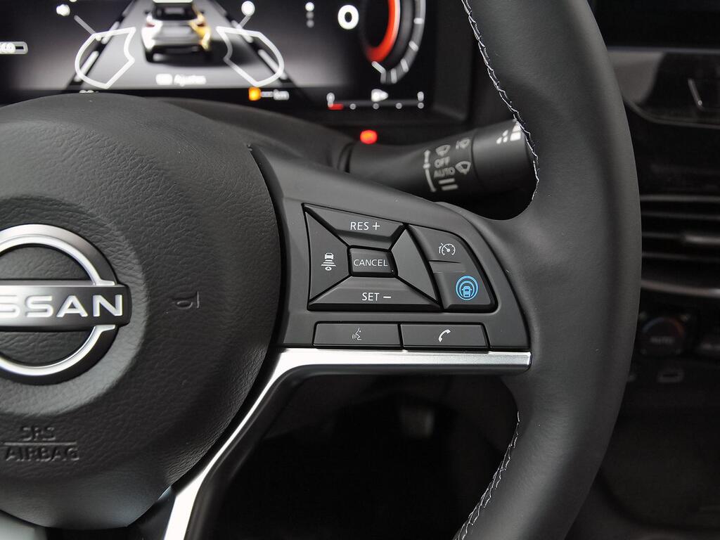 Nissan Juke DIG-T 84 kW (114 CV) 6M/T Tekna 18