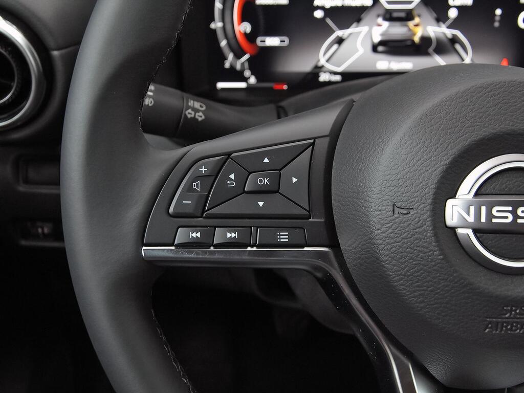 Nissan Juke DIG-T 84 kW (114 CV) 6M/T Tekna 17
