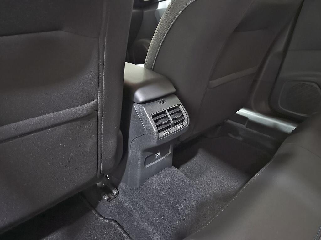 Citroën C4 PureTech 130 S&S 6v Plus 30