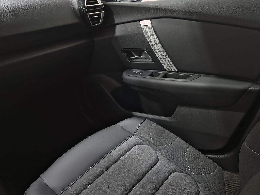 Citroën C4 PureTech 130 S&S 6v Plus 29