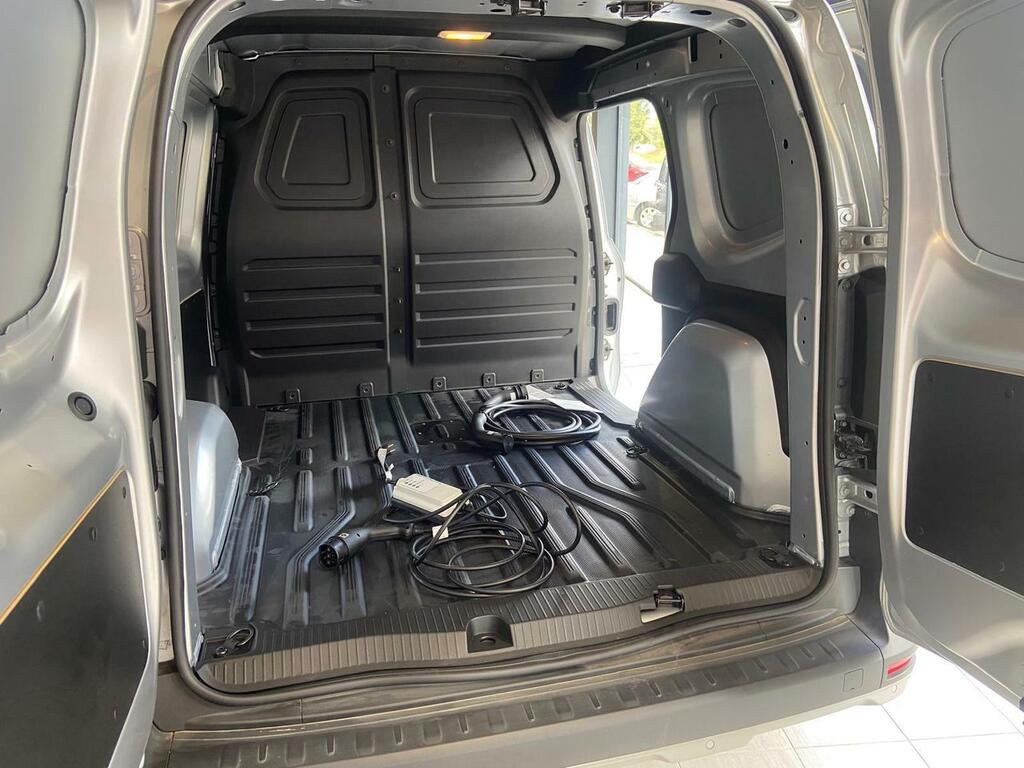 Nissan Townstar BEV 45KWH PROFESSIONAL 3-SEATS 4P 15