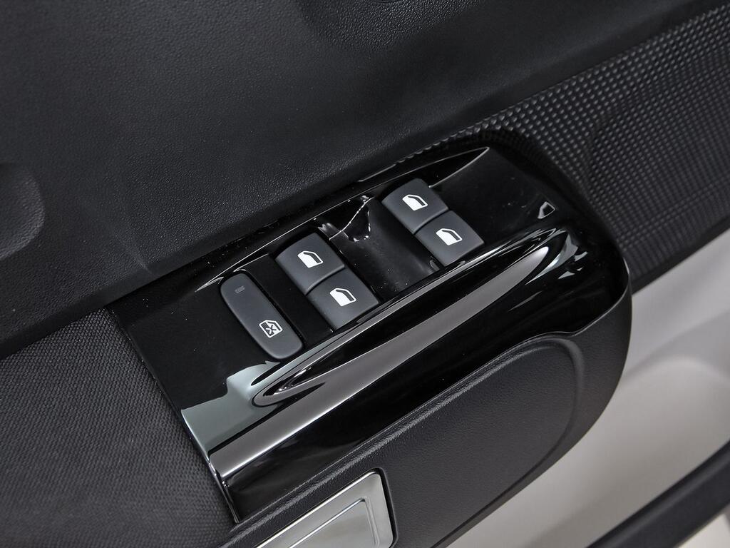 Citroën C3 PureTech 81KW (110CV) Max EAT6 13