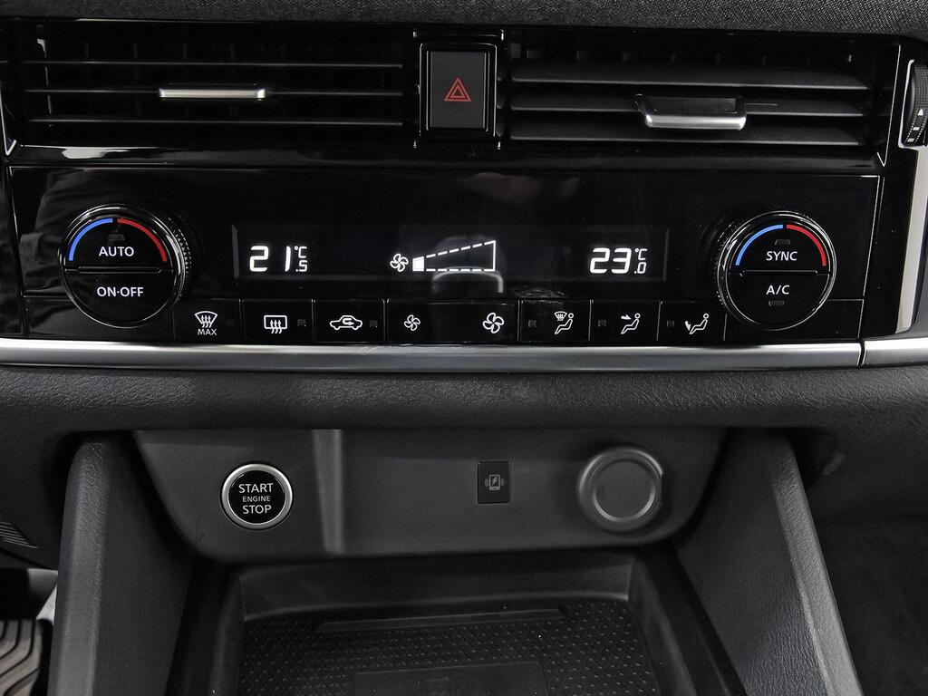 Nissan Qashqai DIG-T 103kW (140CV) mHEV 4x2 Acenta 32