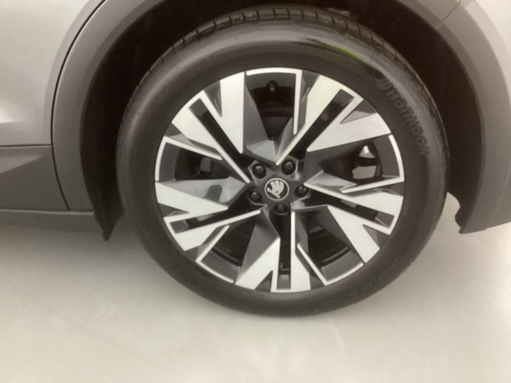 Skoda Elroq 150 kW (204 CV) 63 kWh Sportline 8