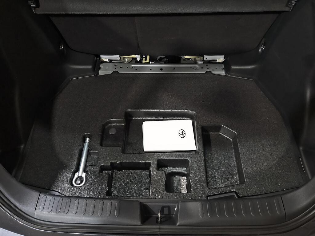 Toyota C-HR 1.8 140H Advance 33