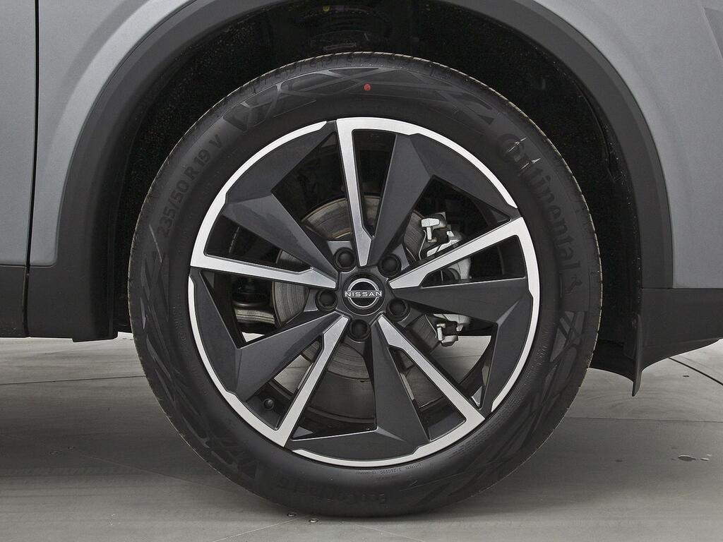 Nissan Qashqai DIG-T 103kW (140CV) mHEV 4x2 Tekna 6