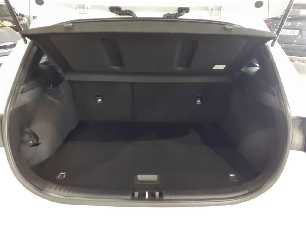 Kia Ceed 1.0 T-GDi 88kW (120CV) Drive 13