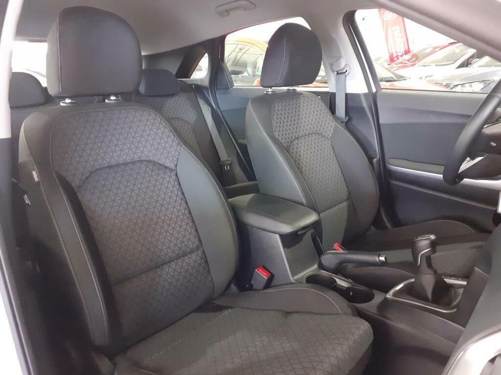 Kia Ceed 1.0 T-GDi 88kW (120CV) Drive 9