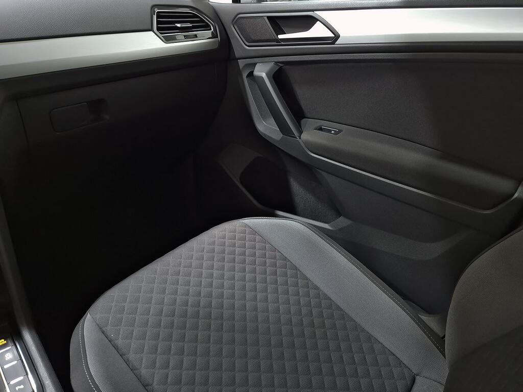 Volkswagen Tiguan Advance 2.0 TDI 110kW (150CV) DSG 28