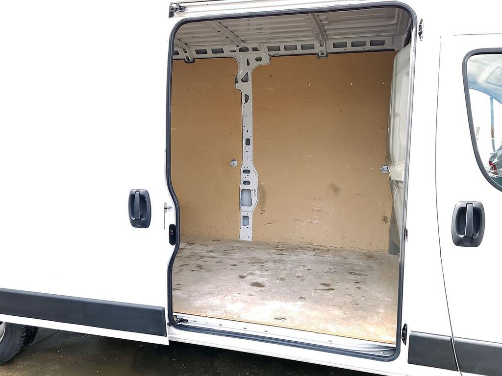 Citroën Jumper FG 2.2 BHDI 140 L3H2 3.5T 4P 10