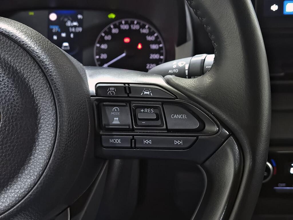 Toyota Yaris 1.5 120H Active Plus 18