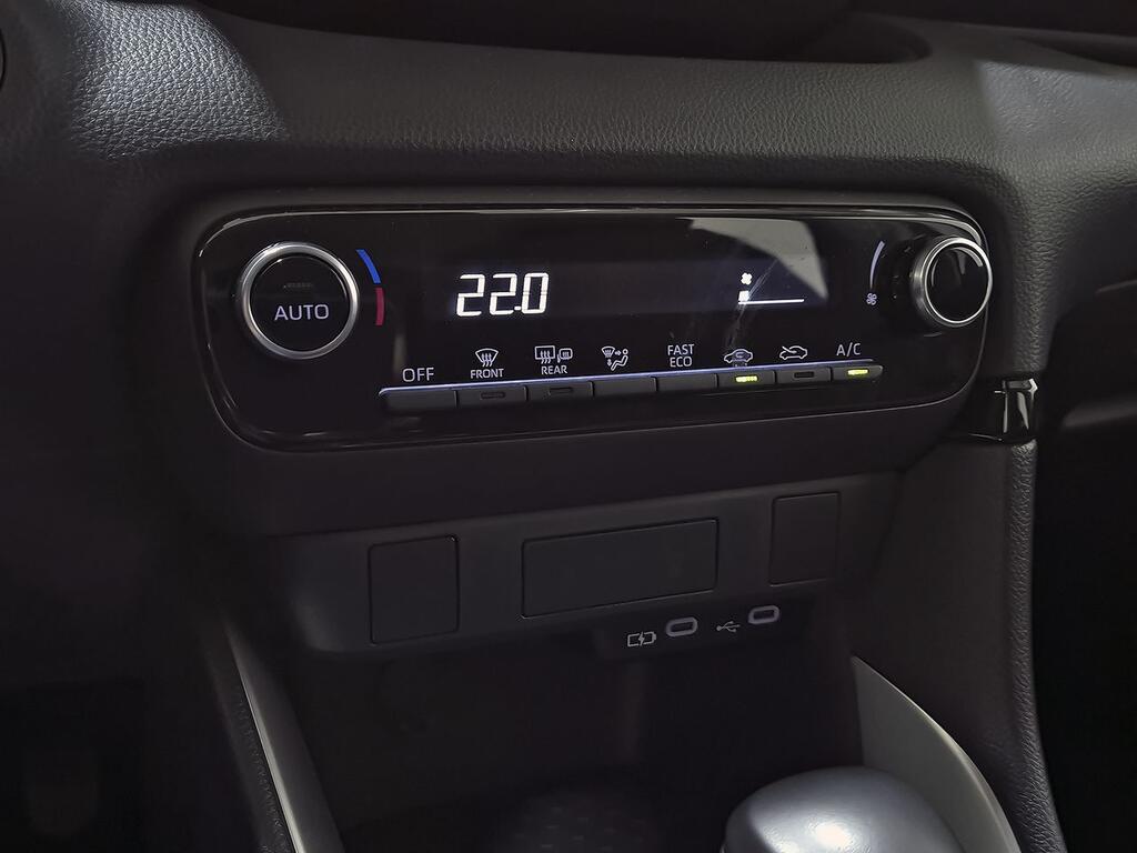 Toyota Yaris 1.5 120H Active Plus 23