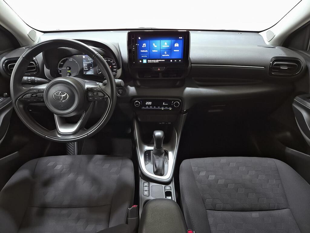 Toyota Yaris 1.5 120H Active Plus 6