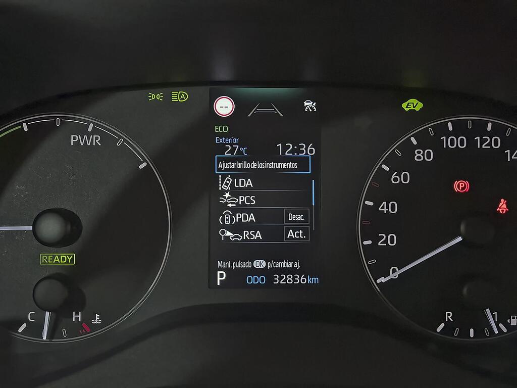 Toyota Yaris 1.5 120H Active Plus 21
