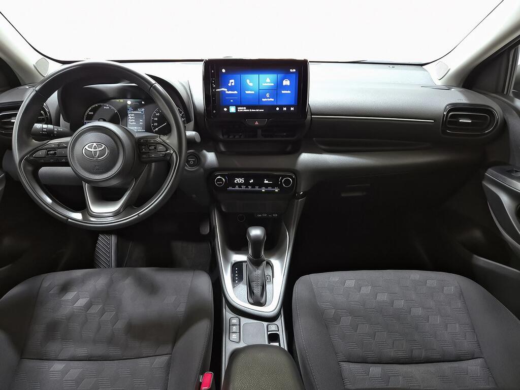 Toyota Yaris 1.5 120H Active Plus 6
