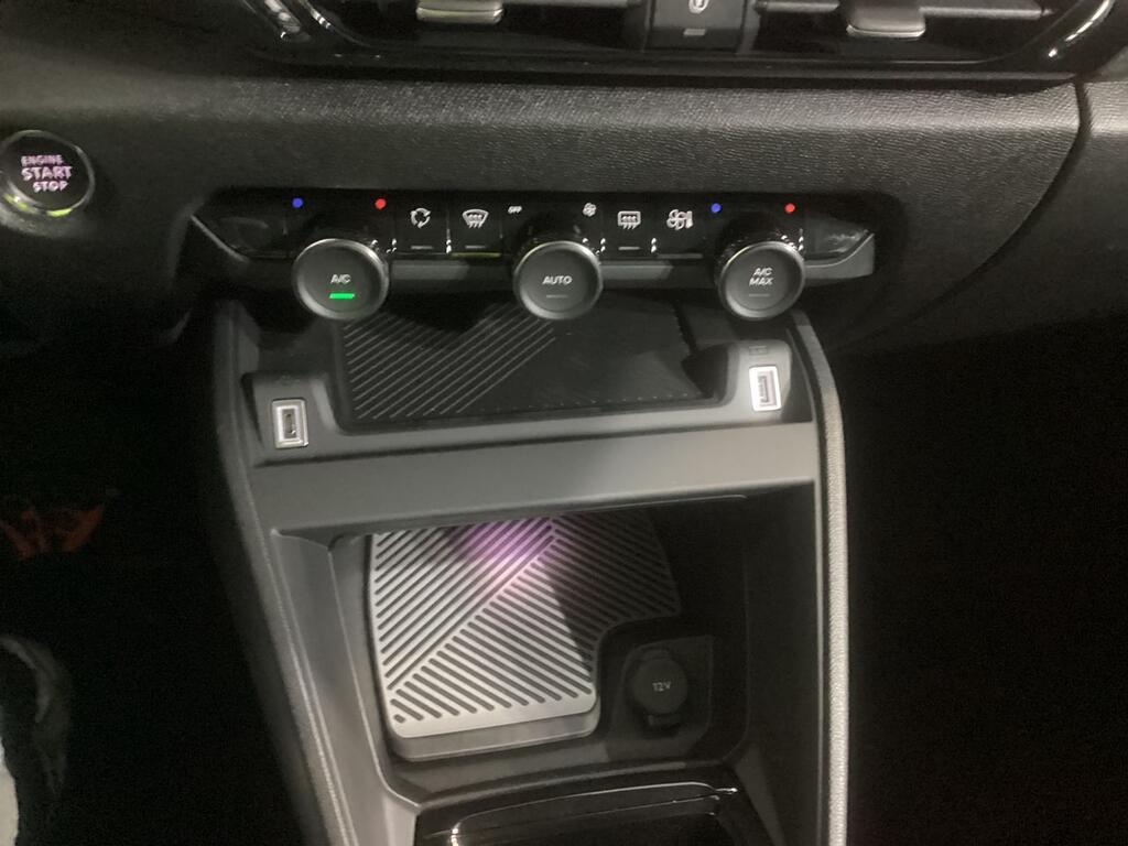 Citroën C4 Hybrid 145 ë-DCS6 Business Edition 19
