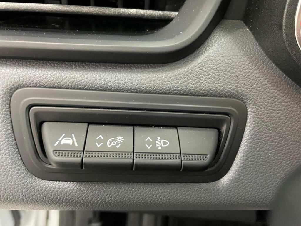 Renault Clio Business Blue dCi 74kW (100CV) 10