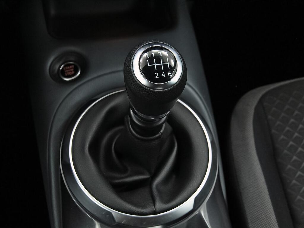 Nissan Juke DIG-T 84 kW (114 CV) 6M/T N-Connecta 28
