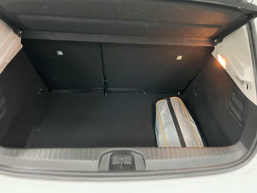 Renault Clio Intens TCe 67 kW (91CV) 17
