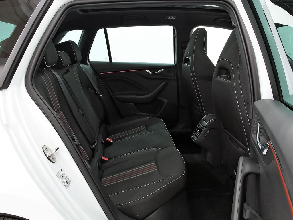 Skoda Kamiq 1.0 TSI 85kW (115CV) DSG MONTE CARLO 6