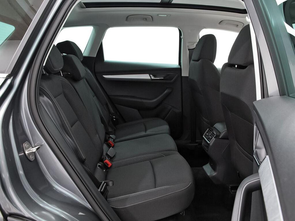Skoda Karoq 1.5 TSI 110kW (150CV) DSG ACT Design 6