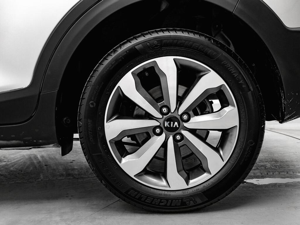 Kia Stonic 1.0 T-GDi 74kW (100CV) MHEV iMT Drive 10