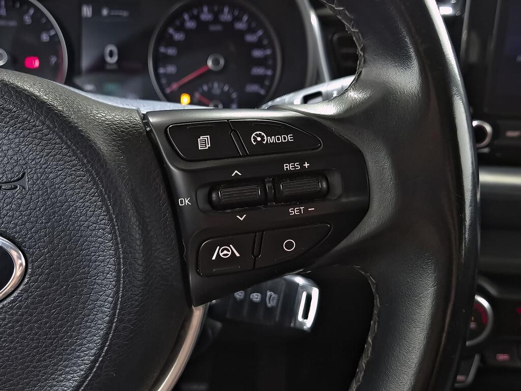 Kia Stonic 1.0 T-GDi 74kW (100CV) MHEV iMT Drive 17 Kia Stonic 1.0 T-GDi 74kW (100CV) MHEV iMT Drive 17