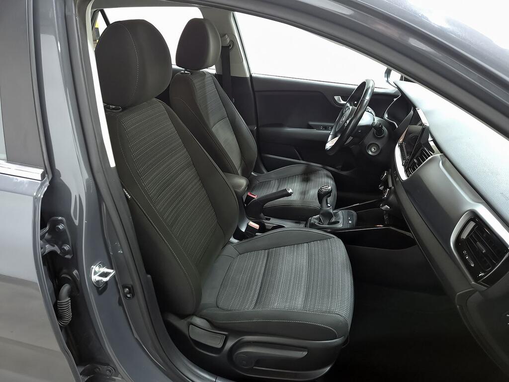 Kia Stonic 1.0 T-GDi 74kW (100CV) MHEV iMT Drive 7 Kia Stonic 1.0 T-GDi 74kW (100CV) MHEV iMT Drive 7