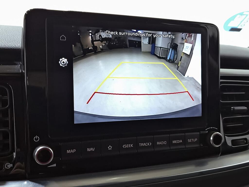 Kia Stonic 1.0 T-GDi 74kW (100CV) MHEV iMT Drive 23 Kia Stonic 1.0 T-GDi 74kW (100CV) MHEV iMT Drive 23