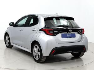 Toyota Yaris 1.5 120H Active Plus Toyota Yaris 1.5 120H Active Plus