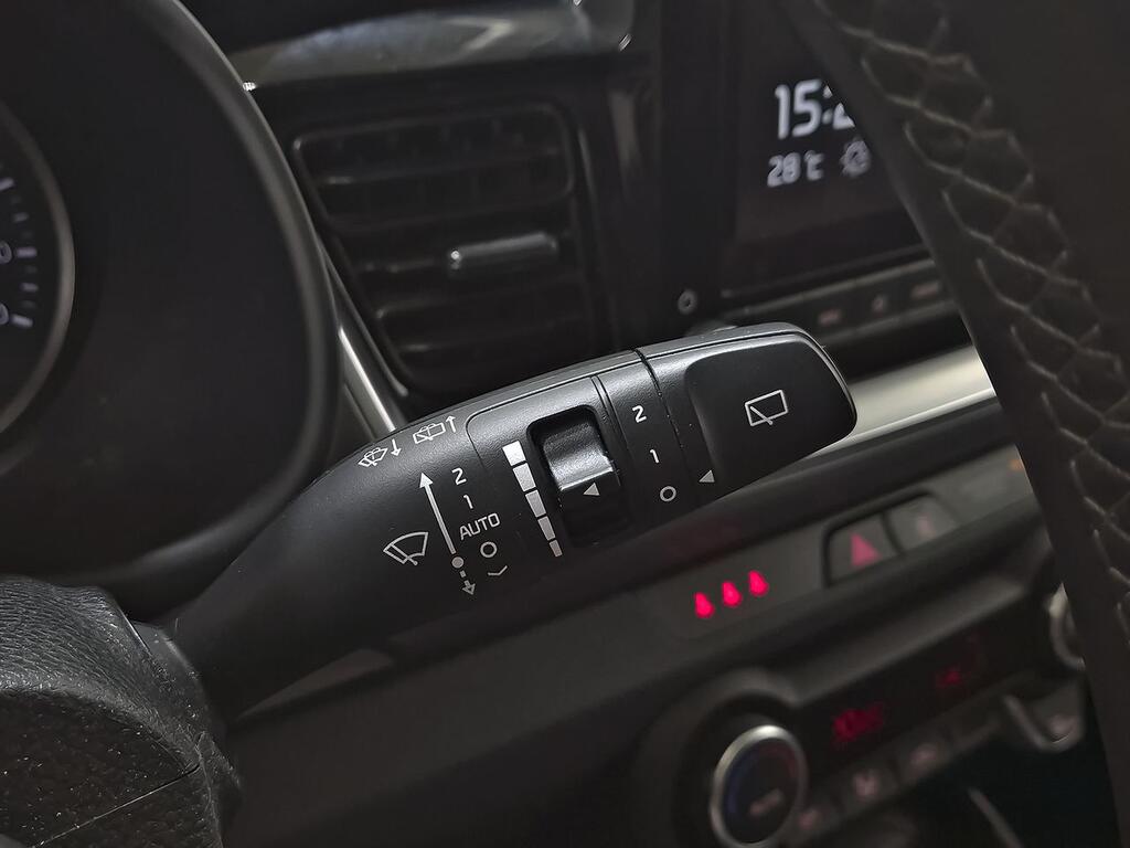 Kia Stonic 1.0 T-GDi 88kW (120CV) MHEV iMT Drive 15