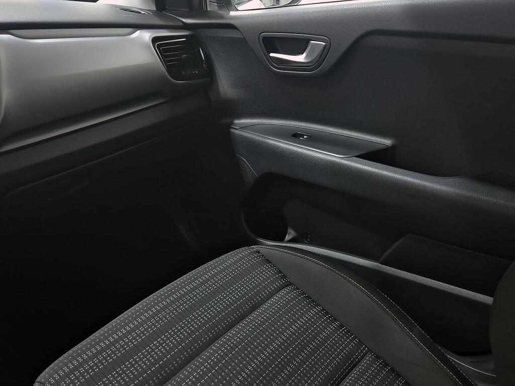 Kia Stonic 1.0 T-GDi 88kW (120CV) MHEV iMT Drive 27