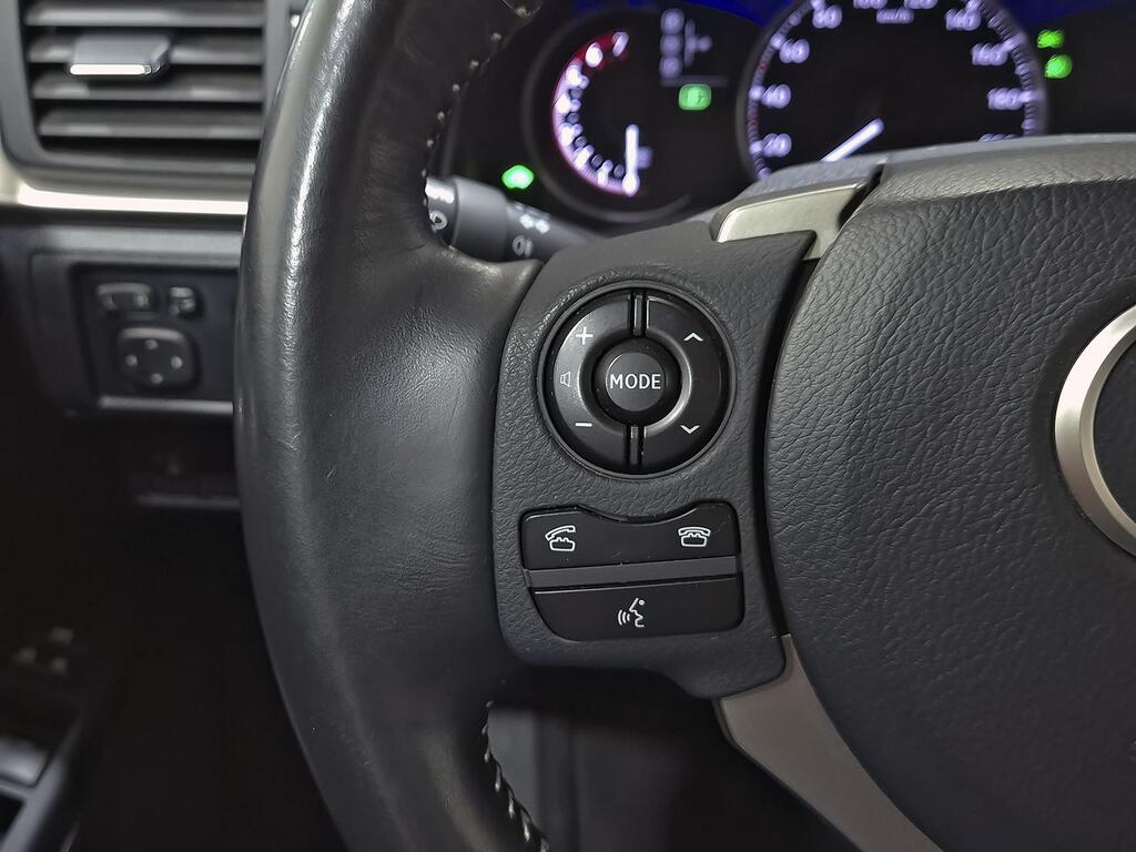 Lexus CT 1.8 200h Business 17