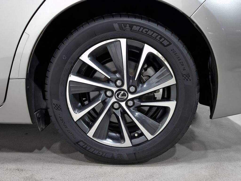 Lexus CT 1.8 200h Business 10