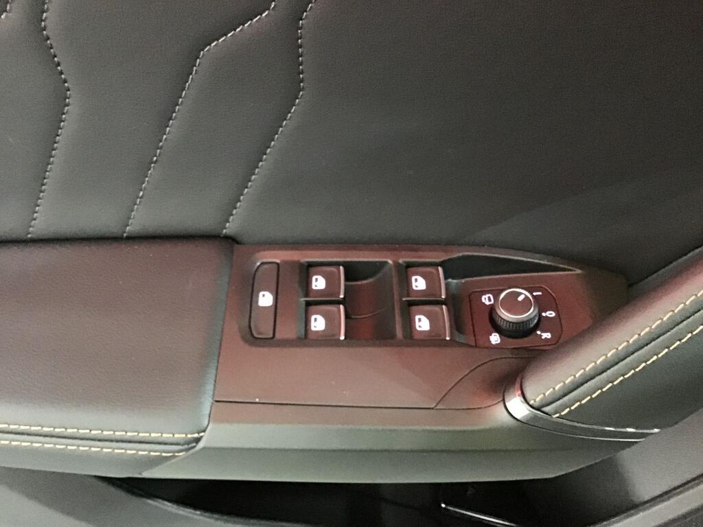 Cupra León 1.5 eTSI 110kW (150CV) DSG 17
