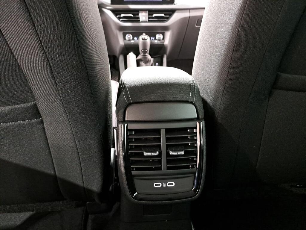 Skoda Scala 1.0 TSI 81KW (110 CV) Ambition 27